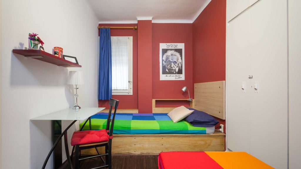 Barcelona_Comfort_Gastfamilie_Einzelzimmer_komplett